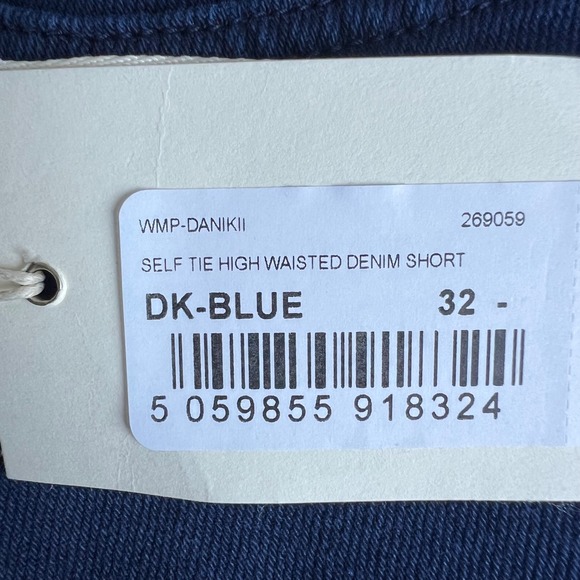 Ted Baker London Danikii High Waisted Denim Shorts Navy Blue Tie Waist Size 32 - Picture 15 of 16